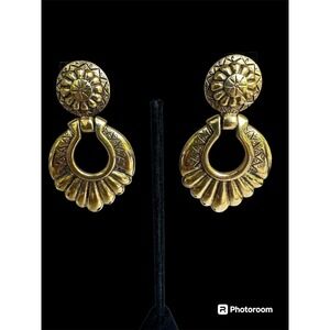 Vintage CAROL DAUPLAISE Goldtone Door Knocker Earrings